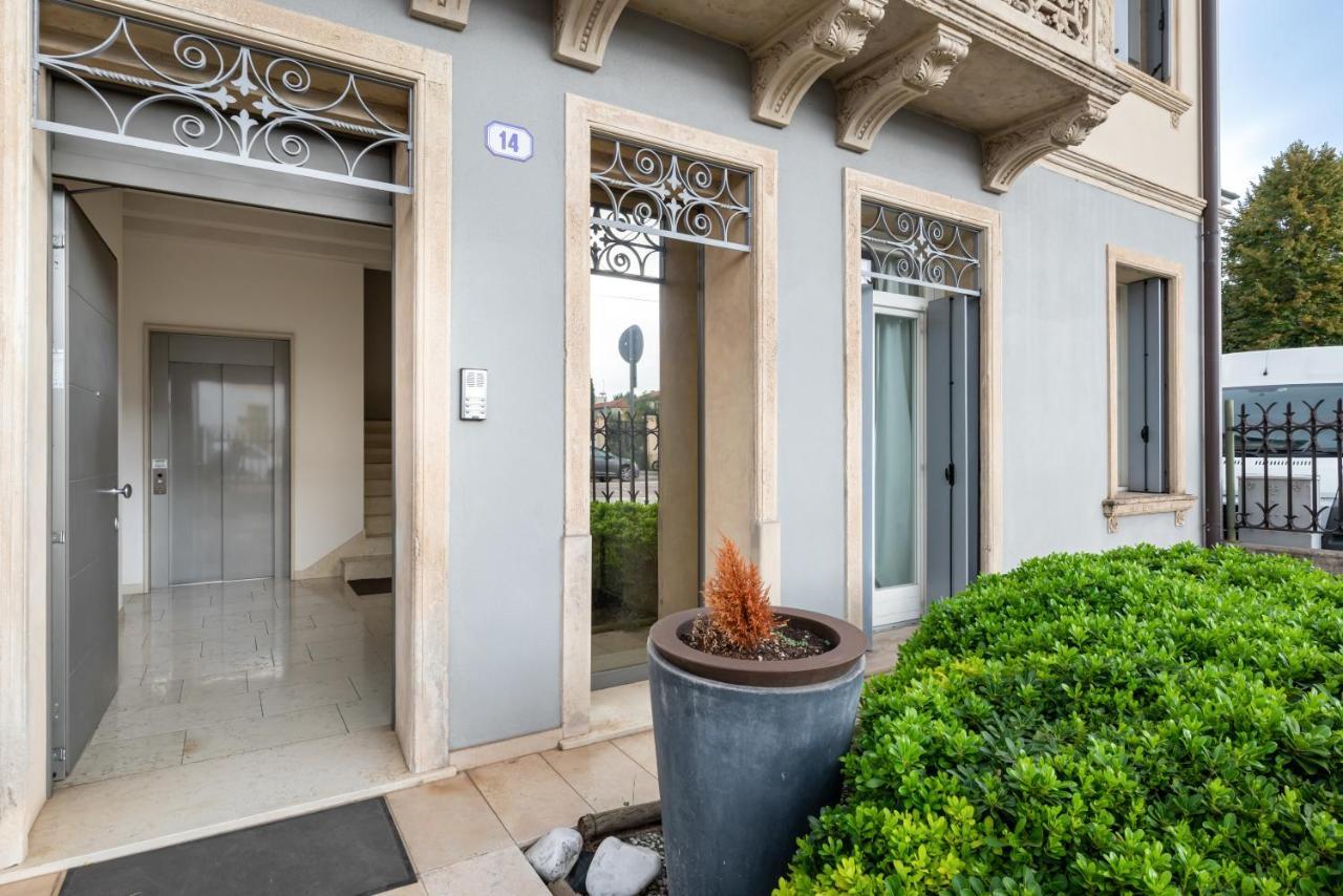Corte Cappuccina 14 Elegant Apt Con Parcheggio! パドヴァ エクステリア 写真